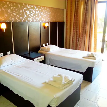 Rose Apartmanhotel *