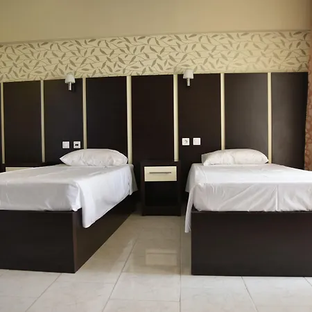 מלון דירות Rose