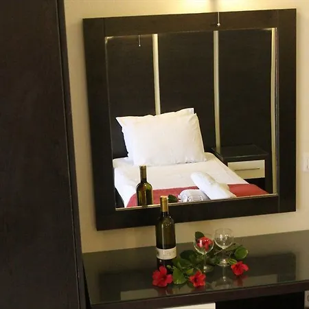 Rose * ファリラキ