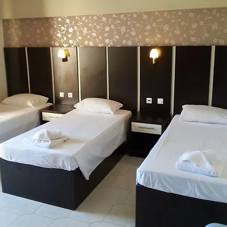 Rose アパートホテル